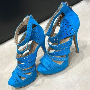 Size 7.5 Turquoise Heels